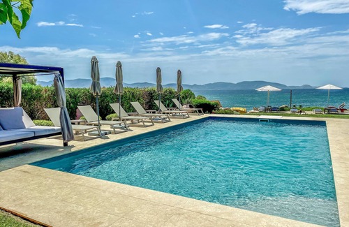 Pigadia Villa | Beachfront Villa Aris