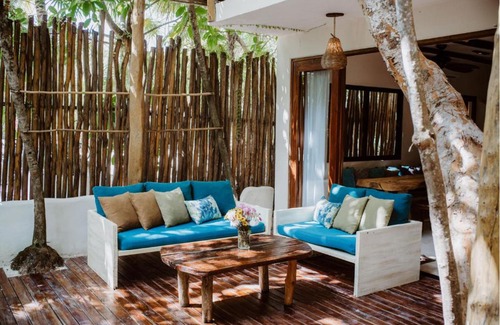 Zona Hotelera Villa | Beachfront villa Casa Tulum beach 8