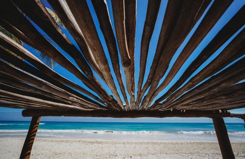 Zona Hotelera Villa | Beachfront villa Casa Tulum beach 8