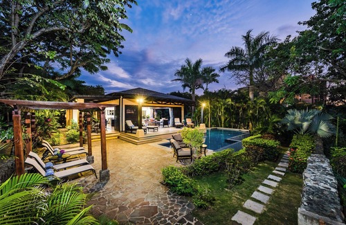 Rio Seco Villa | Beachfront Villa in Playa Langosta, Tamarindo!