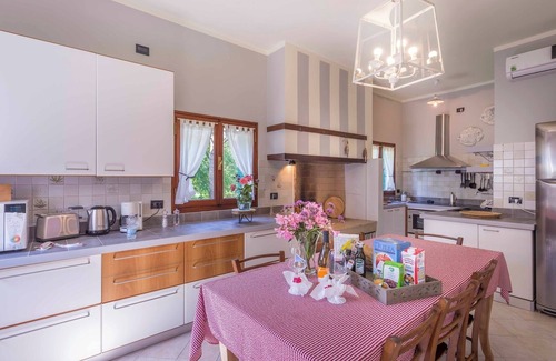 Eraclea Mare Villa | Beachfront villa with park and beach ideal for families with children