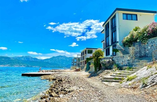Krasici Villa | Beachfront Villa Krasici