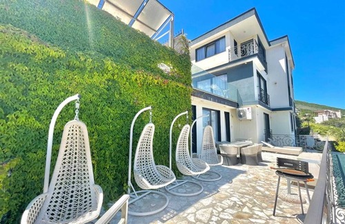 Krasici Villa | Beachfront Villa Krasici