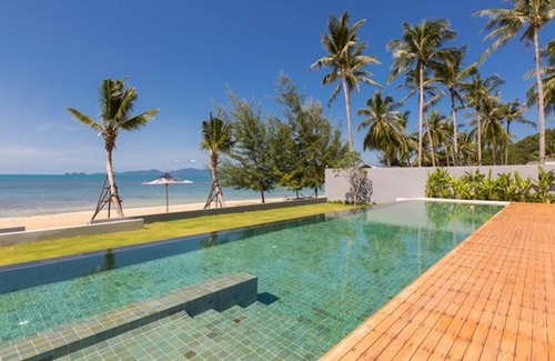 Koh Samui Villa | Beachfront Villa Malouna - 6 beds plus 1 kid bed sleep 12+6