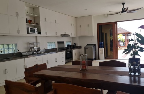 Batangas City House | Beachfront Villa with Infinity Pool, Well-Equipped Kitchen & Breathtaking Views
