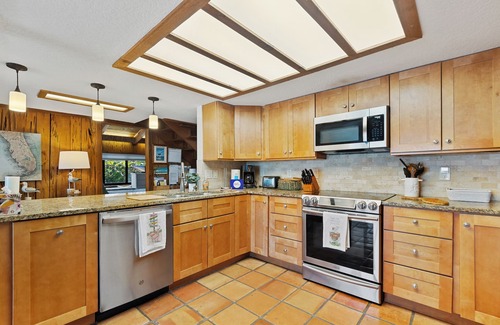 Sea Dunes Condo | Beachfront with large deck! Pool! Sea Dunes Sailfish A2
