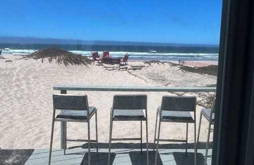 Oceano House | BEACHFRONT with Spa