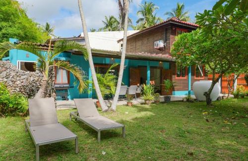 Taling Ngam Villa | Beachfront Wooden Beach House 3br Sunset View