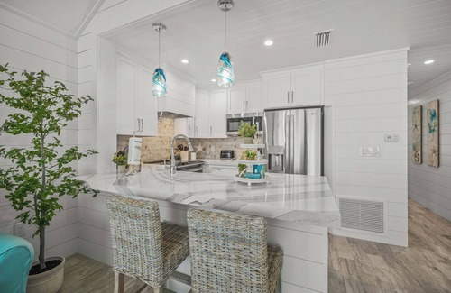 Holmes Beach Condo | ~ BEACHFRONT ~ YES, THAT'S YOUR VIEW! ~ END OF SUMMER SPECIALS ~