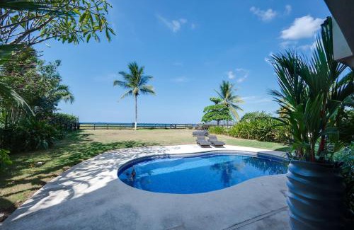 Potrero House | Beachfront2 bed 2 bathPortreroFlamigo-Marina