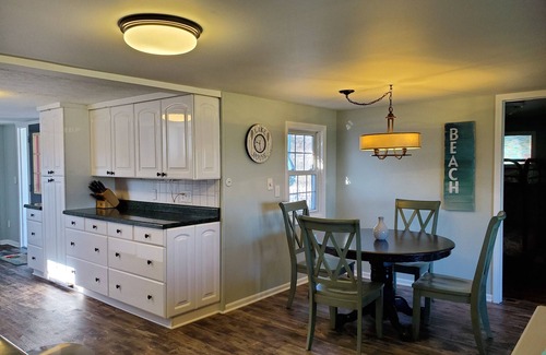 Elk Rapids House | BeachFrontRental-Tennis court&playground directly across the street!DogsWelcome