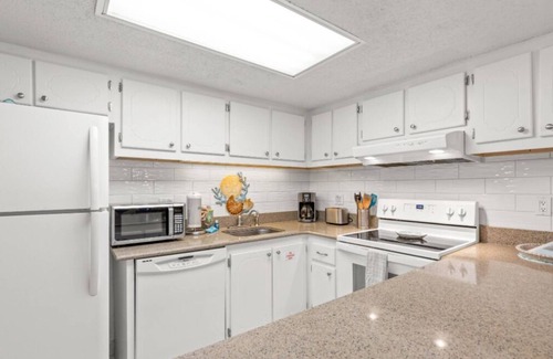Sunnyside Condo | Beachin it on the Gulf at Pinnacle Port A-904