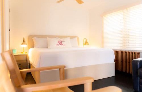 Ocean Grove Hotel | Beachliner Hotel