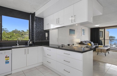 Port Macquarie Apartment | Beachpark Apartments - Close to Beach