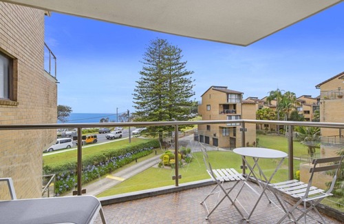 Port Macquarie Apartment | Beachpark Apartments - Close to Beach