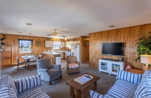 Kill Devil Hills House | BeachRX - 3 bedroom house in charming Kill Devil Hills