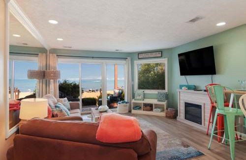 Traverse City House | Beachside 109 with Direct Beach Access Pool and Hot Tub