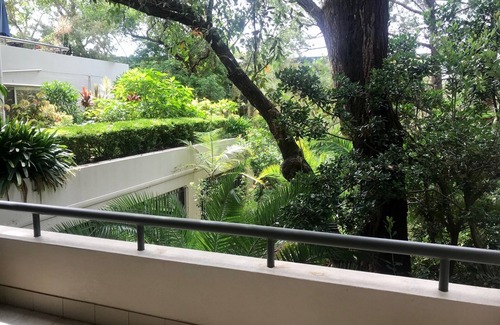Newport Apartment | Beachside 3 bedroom apartment