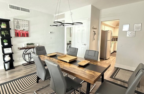 Hollywood South Central Beach Apartment | Beachside, 5th floor, 2 bedrooms, 2 full baths