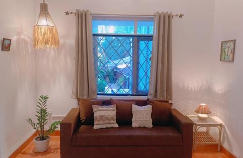 Sinquerim House | Beachside Apartment - Cozy By The Sea Goa