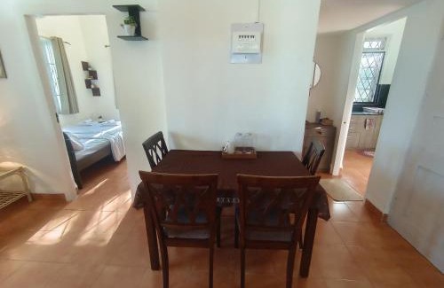 Sinquerim House | Beachside Apartment - Cozy By The Sea Goa