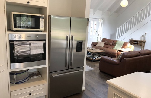 Silverleaves House | Beachside