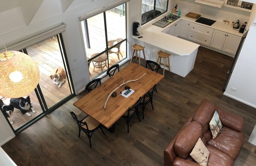 Silverleaves House | Beachside