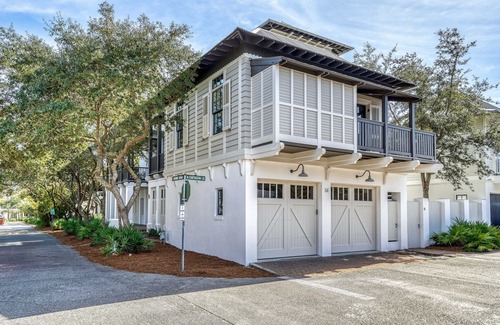 Inlet Beach Apartment | Beachside & Barefoot Carriage House - Recently Renovated, South of 30A, Close to Coquina Pool