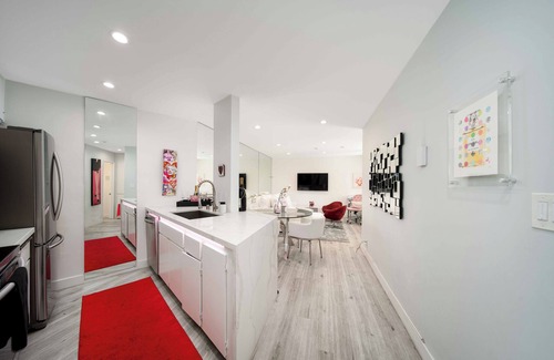 South Redondo Condo | Beachside Bliss: Cozy 1BR Steps away from the Sand