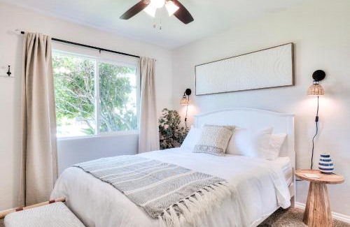 South Oceanside House | Beachside Bliss Spacious 3BR Retreat, Steps to Ocean