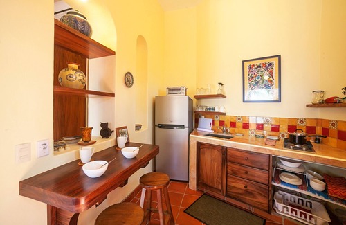 North End Apartment | Beachside Casita, new and secure in lovely, quiet north side neighborhood.
