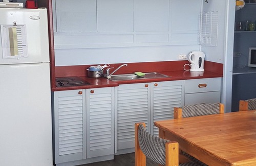 Opossum Bay Cottage | Beachside Cottage in great location, only 30min from CBD