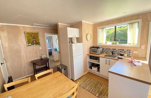 Parapara Cottage | Beachside Gem - Your Cosy Parapara Retreat