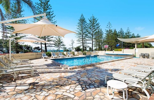 Burleigh Heads Apartment | Beachside Getaway, Southern Cross Seventh Floor