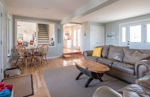 Pictou County Villa | Beachside Getaway Villa with space for 20+