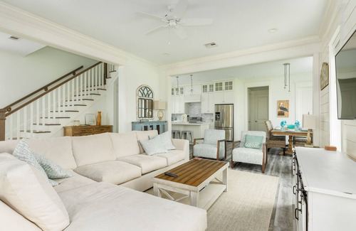 Red Fish Cove House | Beachside Home w/Gulf Views Built 2019, 3 Decks, Pointe West Resort Amenities