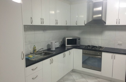 Ripon Apartment | Beachside & Jetty View Apartment 7 (Sea Eagles Nest Apt)