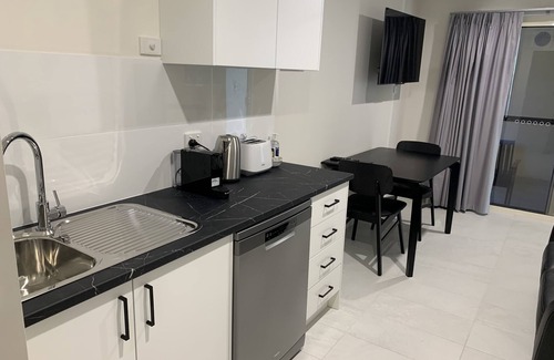 Ripon Apartment | Beachside & Jetty View - Apt 4 (First Mate Apartment)