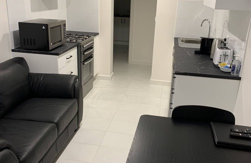 Ripon Apartment | Beachside & Jetty View - Apt 4 (First Mate Apartment)