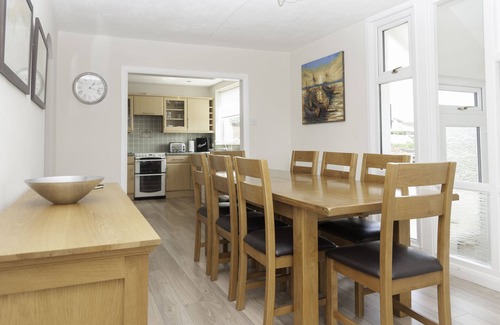Bigbury-on-Sea House | Beachside Property - Serene Sea Side View