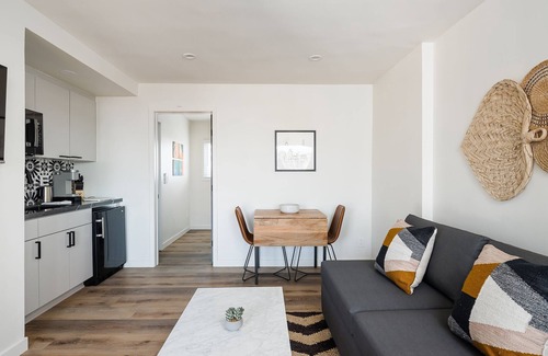 Oceanside Condo | Beachside Queen Suite Steps from the Sand (205)
