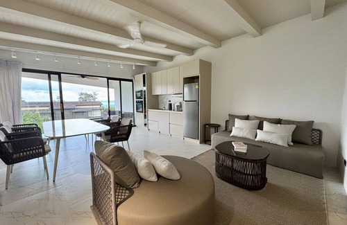 Choeng Mon Villa | Beachside Residence