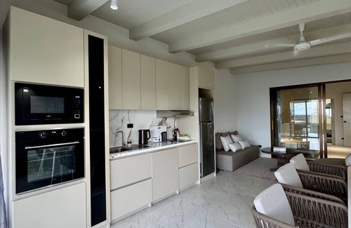 Choeng Mon Villa | Beachside Residence