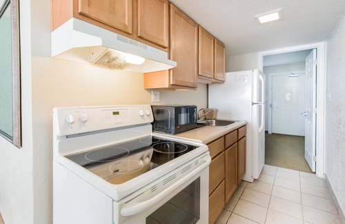 Fort Bay Hotel | Beachside Resort Panama City Beach