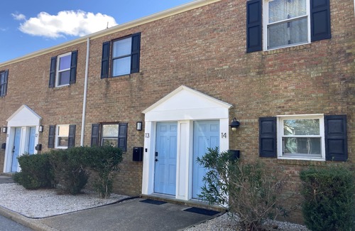 Bayview Condo | Beachside Retreat 5 Minute Walk from the beach. Neighboring Virginia Beach!
