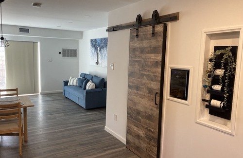 Bayview Condo | Beachside Retreat 5 Minute Walk from the beach. Neighboring Virginia Beach!