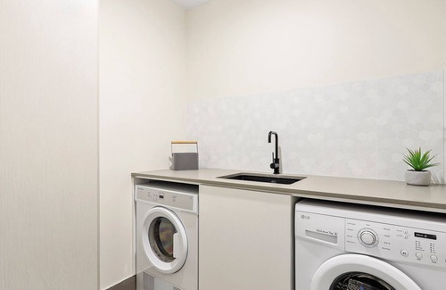 Huskisson Apartment | Beachside Studio, Jervis Bay