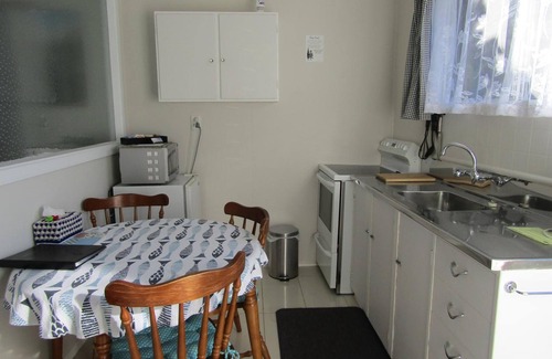 Waikawa Bay Hotel | Beachside Sunnyvale Motel