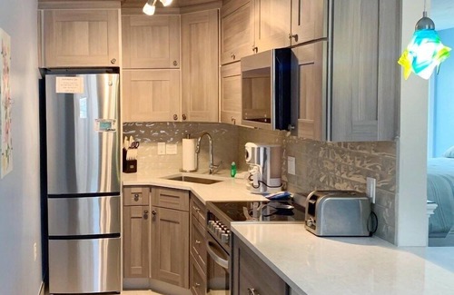 Key Colony Beach Apartment | Beachside Unit 22 - Key Colony