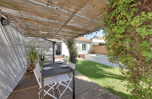 Quartier du Casino House | Beachside Villa with Pool - 2BR, 4 Guests, Near Market & Beach